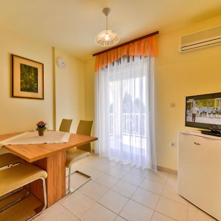 Apartment Fani-1 By Interhome Banjol Luaran gambar